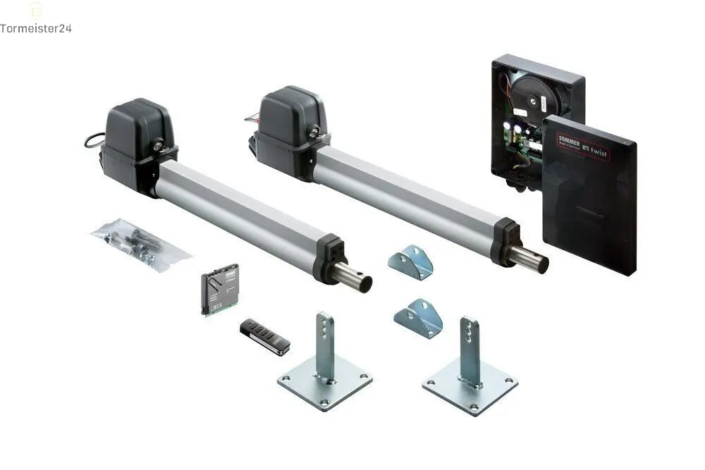 Automatisches Drehtor mit moderner 24-V-DC-Antriebstechnik und 230-V-Netzversorgung für komfortable, sichere und sauber geregelte Torbewegung.