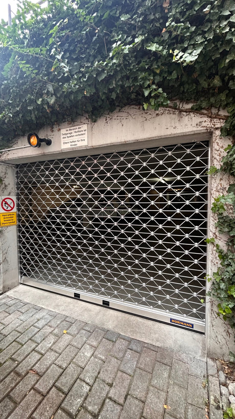 Austausch eines Tiefgaragentors in Mainz-Bingen durch Schweighöfer Tortechnik