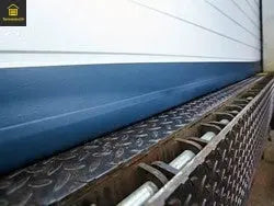 Spaltabdichtung Bodendichtung Tor