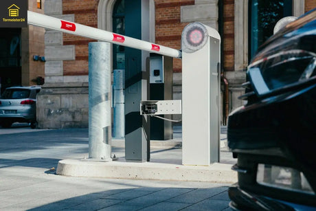 Marantec Parkschranke an Betriebseinfahrt mit RFID-Zugangssystem