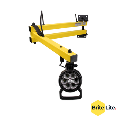 Brite Lite DS24 LED-Verladeleuchte mit robustem Gelenkarm zur Beleuchtung von LKW-Laderäumen und Verladerampen