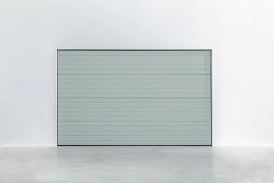 Garagentor Stucco Colore Lichtgrau – klare Linien und moderne Oberfläche im Farbton RAL 7035