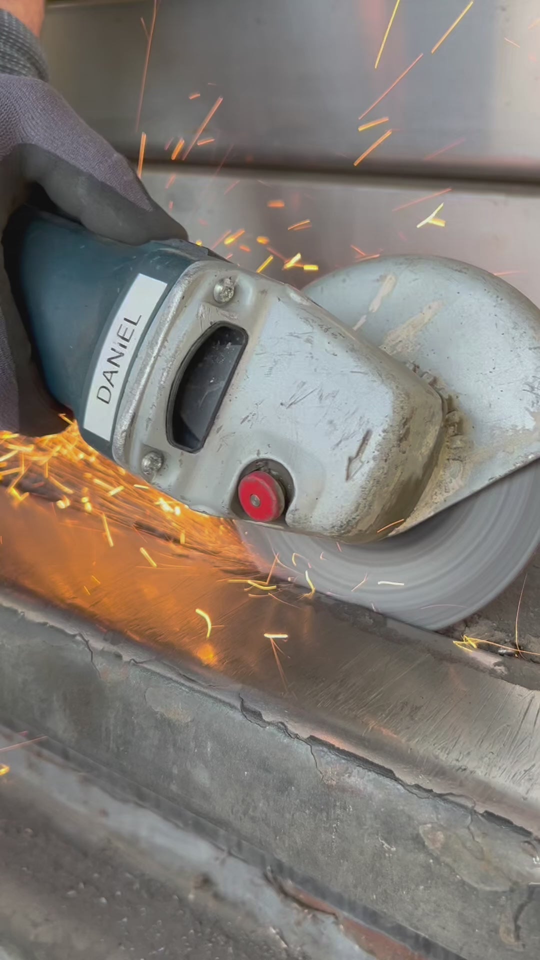 Video laden: Tormeister24 Versand Europa